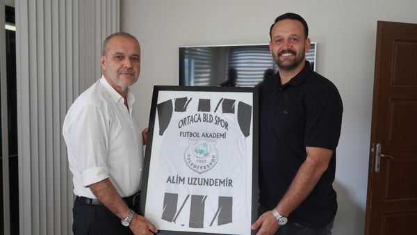Başkan Uzundemir’e spora katkı teşekkürü
