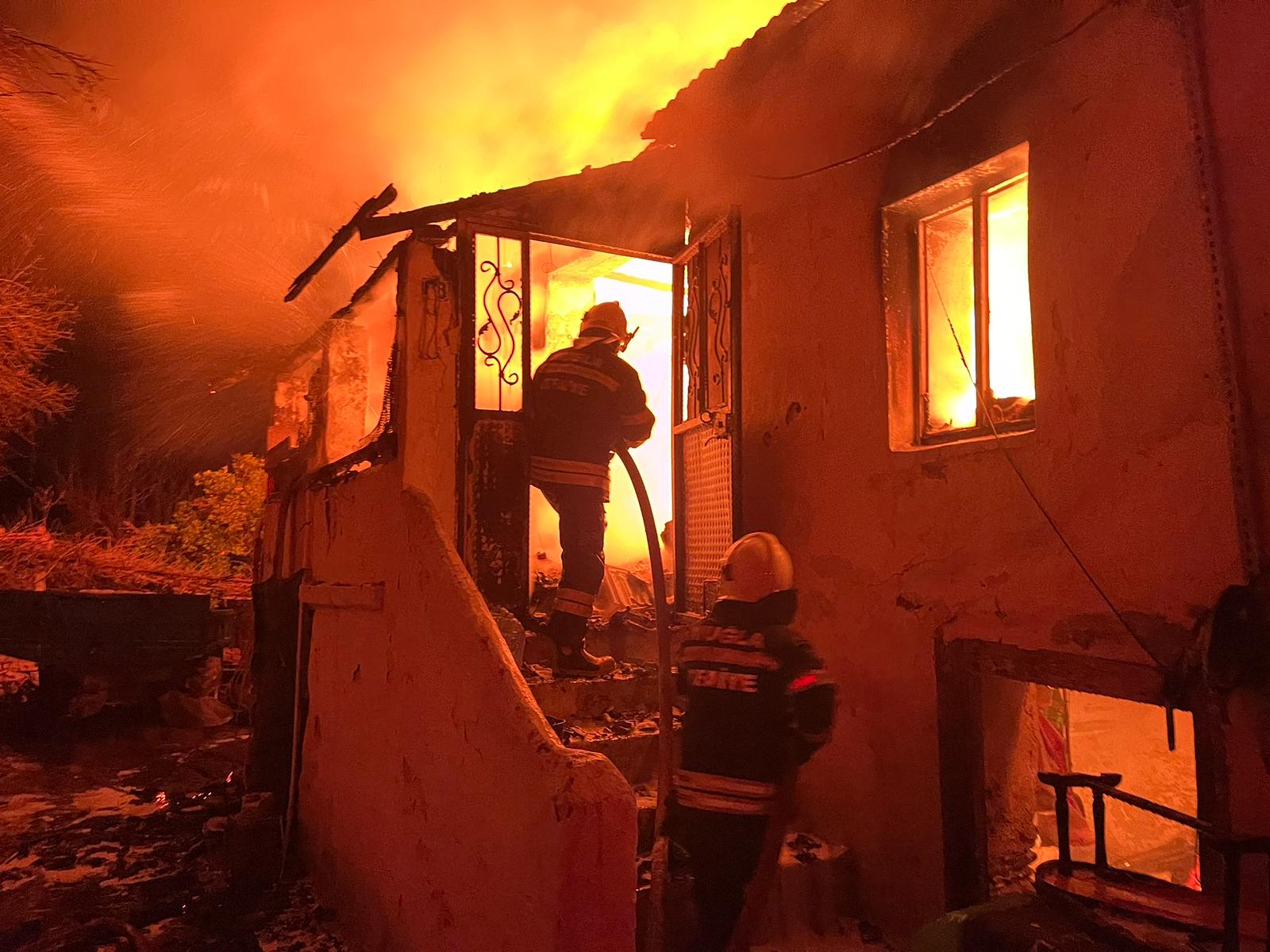Milas’ta ev yangını meydana geldi