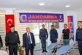 Kızılay haftası jandarma ve devletimiz el ele