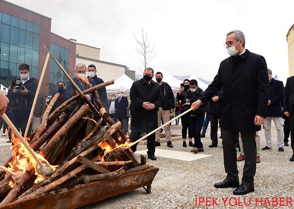 Nevruz Dirilişin Sembolüdür