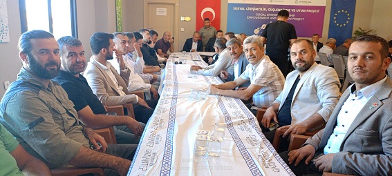 Nurdağı belediye başkanı mehmet yıldırır muhtarlar toplantısı gerçekleştirdi.