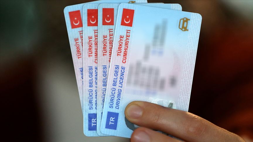 Sürücü Belgelerini Yenilemede Son Süre 2022 
