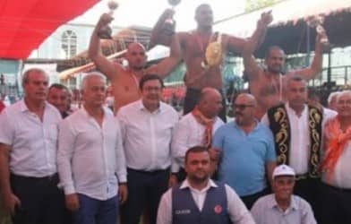 Çardak Yağlı Pehlivan Güreşlerinde başpehlivan Tanju Gemici oldu