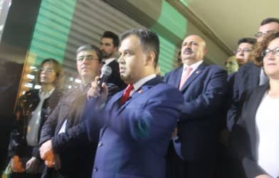 HARUN ARSLAN CHP İLÇE BAŞKANLIĞINA   ADAY OLDUĞU ADETA BİR  YEREL SEÇİM HAVASINDA AÇIKLADI.