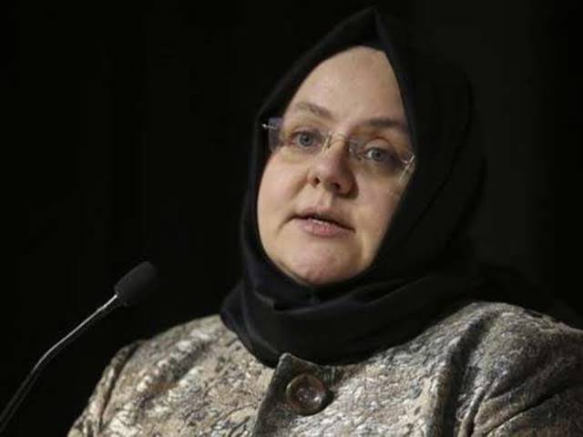 Bakan Selçuk: EYT konusunu kapattık, Hiçbir ülkede 52 yaşında emekli olan yok dedi.