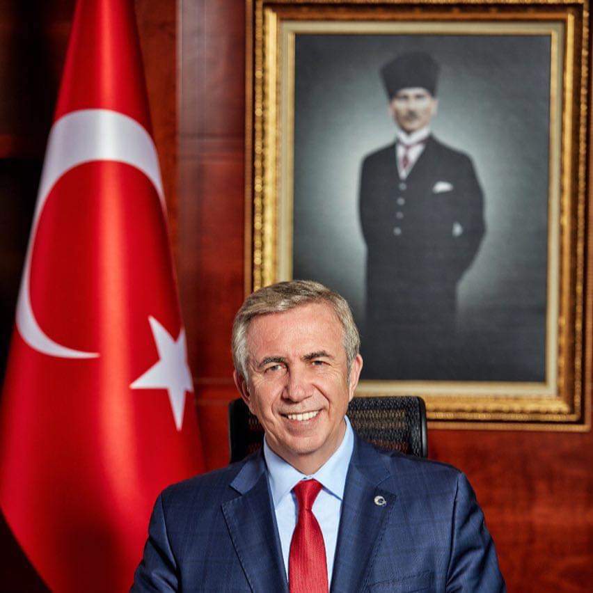 AK Parti grubu Mansur Yavaş’a yetki verdi