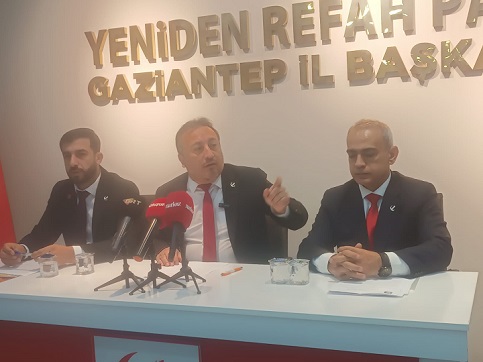 YENİDEN REFAH PARTİSİ GAZİANTEP İL BAŞKANI YIDIZ  DÜZENLEDİĞİ BASIN TOPLANTISINDA  KİMSENİN YEDEK LASTİĞİ DEĞİLİZ DEDİ