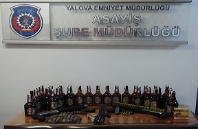 Yalova da cephane gibi ruhsatsız silahlara baskın