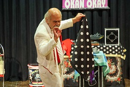 İLLÜZYONİST OKAN OKAY’DAN NEFES KESEN GÖSTERİ