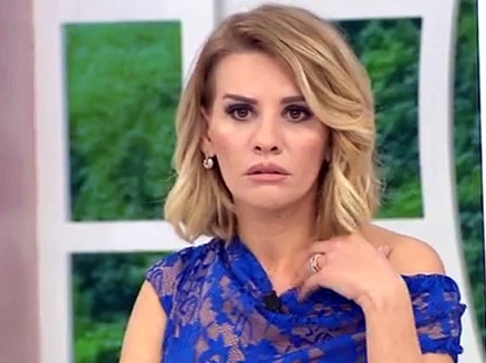 ESRA EROLDA AĞIZLARI AÇIK BIRAKAN OLAY!