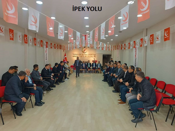 YENİDEN REFAH PARTİSİ İL BİNASINDA DÜZENLENEN BAYRAMLAŞMA PROGRAMINDA  BİRLİK  BERABERLİK MESAJI VERİLDİ 