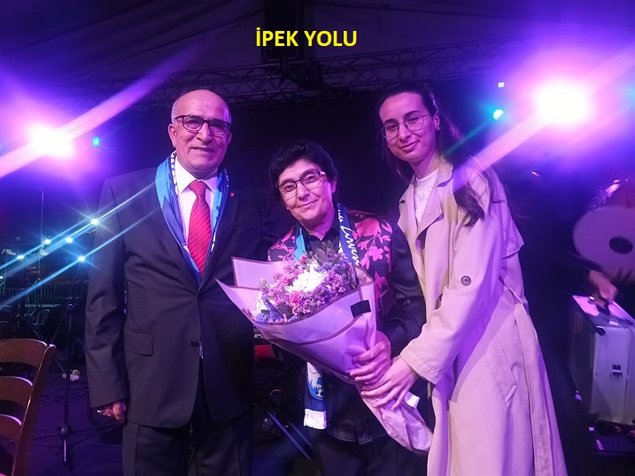 Çanakkale de Güler Duman rüzgarı estiren Çanakkale Erzurumlular Derneği Çanakkale de Erzurum tanıtım günleri festivali düzenledi.