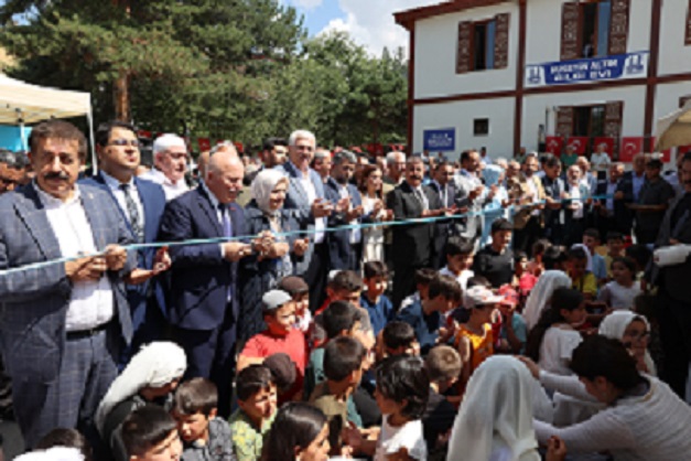 EBB’NİN YENİ EĞİTİM YATIRIMI HÜSEYİN ALTIN BİLGİ EVİ AÇILDI