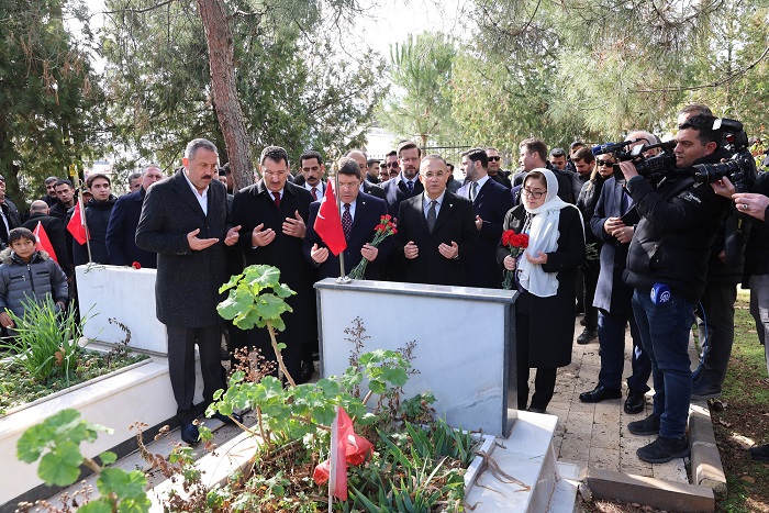 ADALET BAKANI TUNÇ: DEPREMİN BÜYÜKLÜĞÜNÜ VE DURUMUN VAHAMETİNİ BAŞKAN ŞAHİN DUYURDU