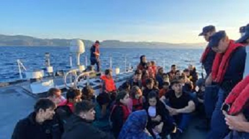 Ayvacık açıklarında 37 kaçak göçmen!