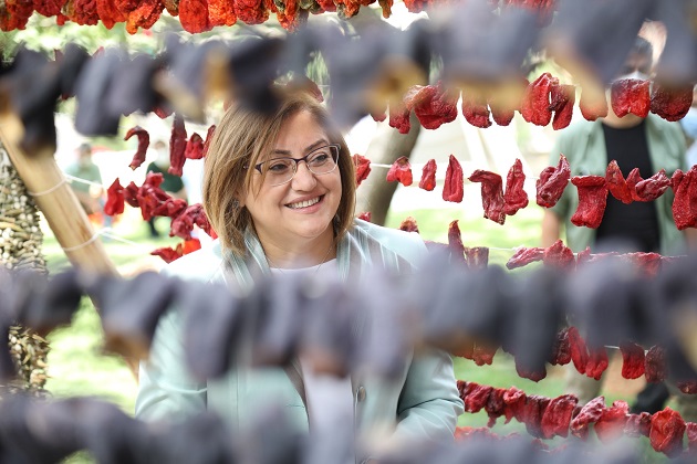 GASTROANTEP KÜLTÜR YOLU FESTİVALİ İLE GAZİANTEP’İN MUTFAK VE KÜLTÜR ZENGİNLİĞİ YENİDEN DÜNYA SAHNESİNDE  FESTİVAL, BU YIL SAĞLIKLI YAŞAM VE GASTRONOMİ EKONOMİSİ TEMASIYLA DÜNYA MUTFAKLARINI BİR ARAYA GETİRİYOR 