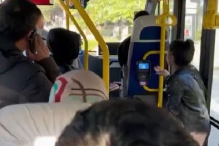  Şoförün yolcu seçmesi tartışmaya sebep oldu