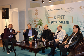 ŞARKILARA EMEK VERENLER VE ANILAR’ SÖYLEŞİSİ GECEYE RENK KATTI