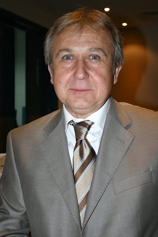OP.DR. KENAN AKÇURA’NIN ADI SOKAĞA VERİLİYOR