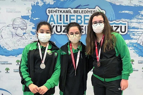 ALLEBEN, PALETLİ YÜZME ŞAMPİYONASINA EV SAHİPLİĞİ YAPTI