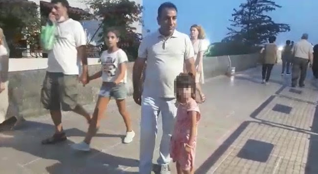 KÜÇÜKÇEKMECE’DE İLGİNÇ OLAY BİNDİĞİ ARAÇTA KIZINI UNUTTU