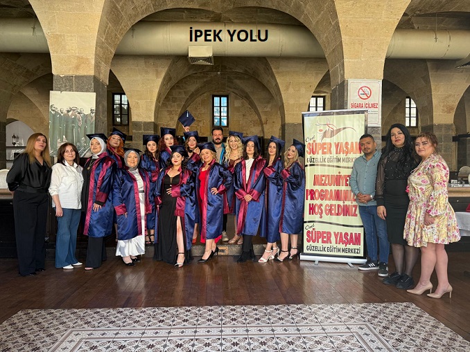 Özel Süper Yaşam Eğitim Merkezi Mezuniyet Coşkusunu Gaziantep Bayazhan’da Kutladı
