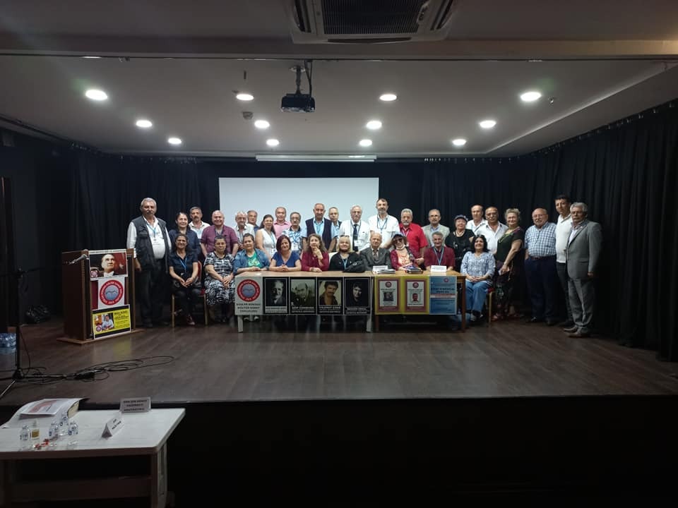 DÜŞLER DÜNYASI ŞİİR MÜZİK RÜZGÂRI BEYLİKDÜZÜ’NDE ESTİ
