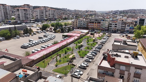 BAŞKAN YILMAZ’DAN UMUT MAHALLESİ’NE 3’Ü 1 ARADA PARK YILMAZ: “ŞEHİTKAMİL’DE YEŞİL ALANLARIMIZI ARTIRACAĞIZ”