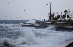 AKOM UYARDI: İSTANBUL’DA SOĞUK VE YAĞIŞLI HAVA ETKİLİ OLACAK