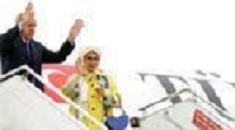 BM 79. Genel Kurulu’na katılacak First Lady’nin şıklığı çok konuşuldu